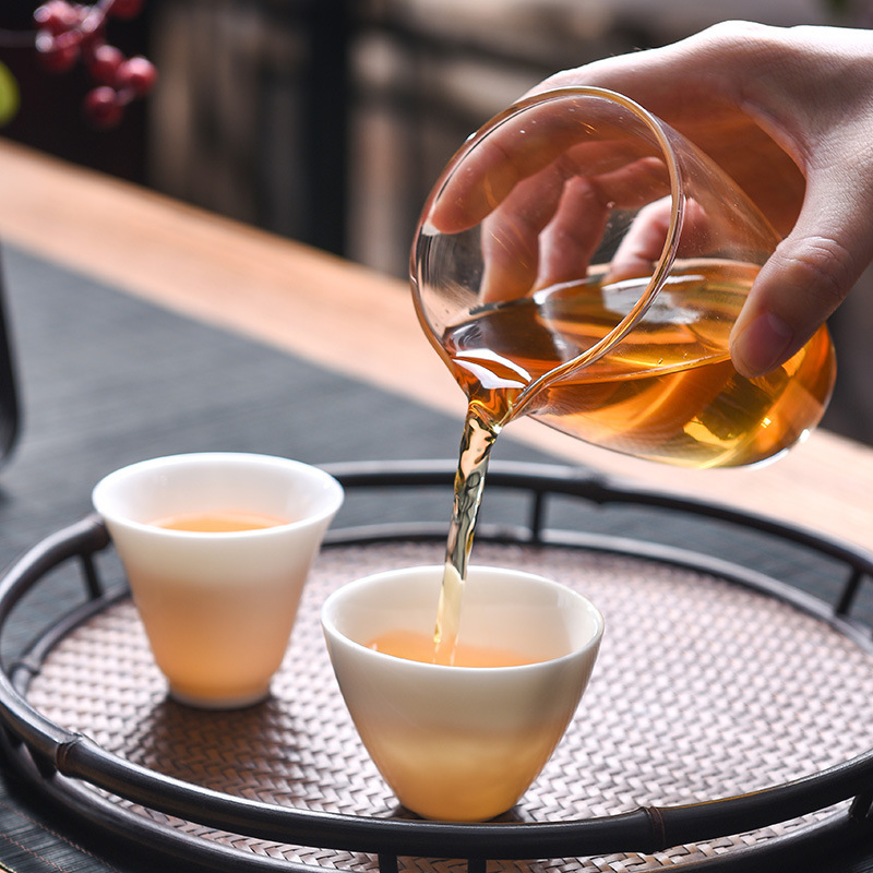 Dehua mỡ cừu ngọc trắng sứ nhỏ cốc chủ nhân cốc gốm sứ cốc trà gia dụng cốc trà kung fu bán buôn cốc đơn