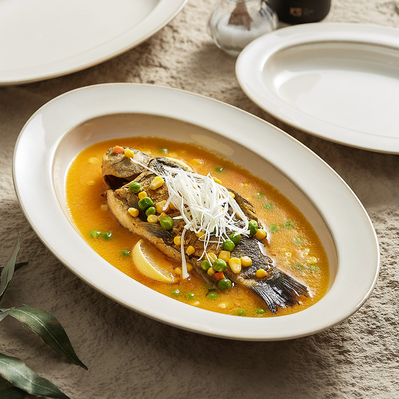 Đĩa cá hoa văn dòng nước màu vàng gạo, đĩa Cá hấp gia dụng, đĩa ăn cao cấp, đặc biệt đẹp mắt, đĩa ăn lạnh hình bầu dục