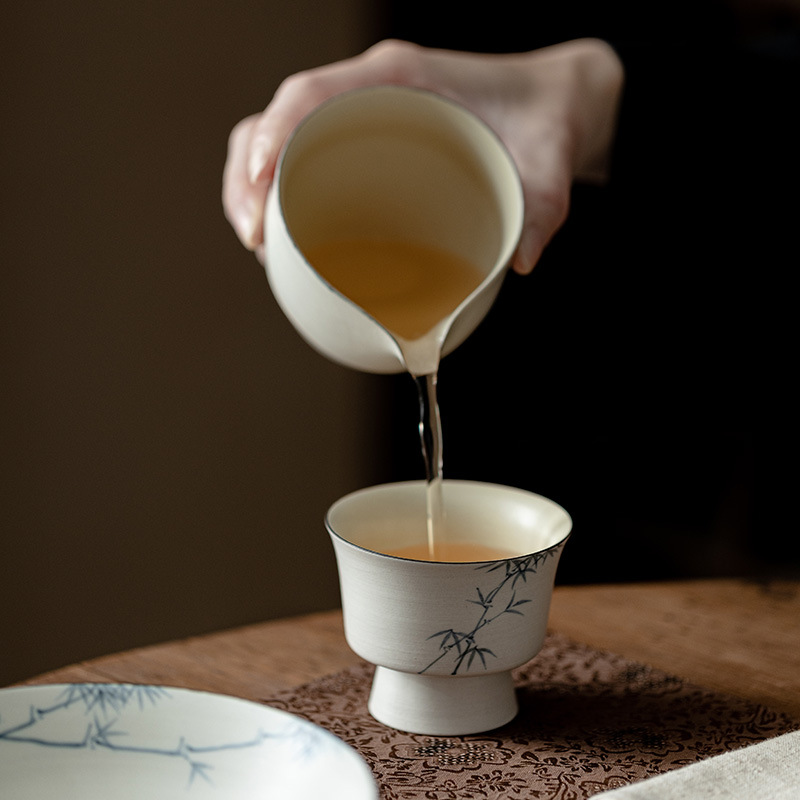 Cốc mặt trăng bằng tre mực vẽ tay màu trắng hồng cốc trà cốc trà trà cốc chủ nhân cổ điển sang trọng nhẹ cốc đơn