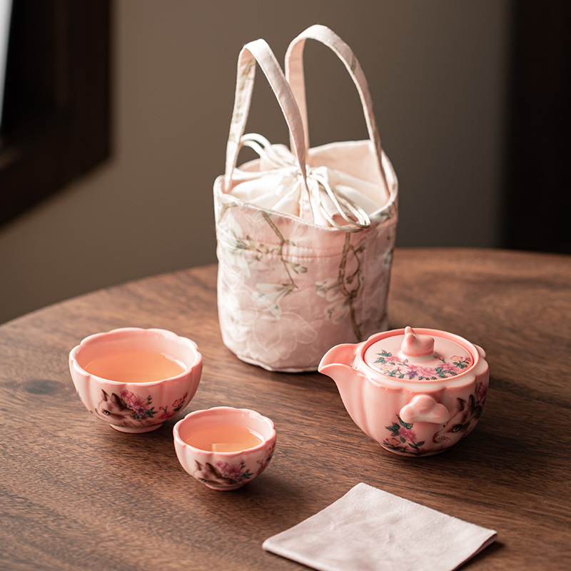 Bộ trà du lịch thạch mỡ lợn bột đỏ, một ấm hai cốc, cốc khách nhanh di động, bộ trà đơn giản cắm trại du lịch ngoài trời