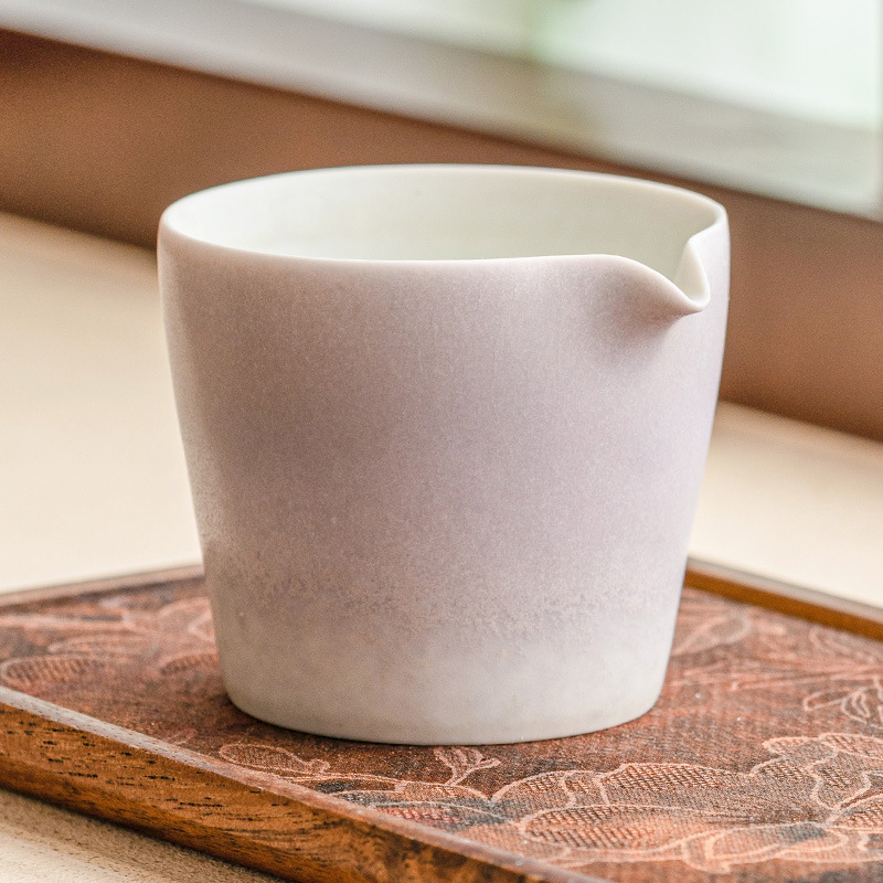 Cốc công bằng lò nung, cốc công cộng màu tím quyến rũ Macaron, cốc đồng phục, phụ kiện trà đạo gia dụng gốm sứ, dụng cụ chia trà đồng phục nhiệt độ chịu nhiệt