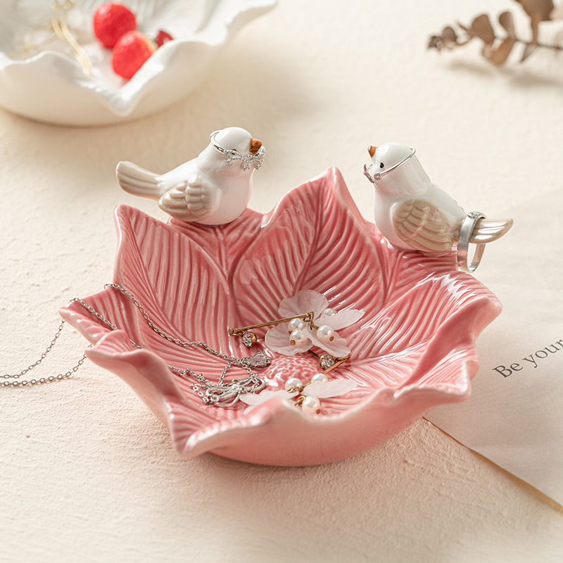 Khay đựng chìa khóa trang sức khay đựng mỹ phẩm để bàn phòng khách gia dụng khay đựng đồ trang trí đồ trang sức nhỏ dễ thương bằng gốm sứ