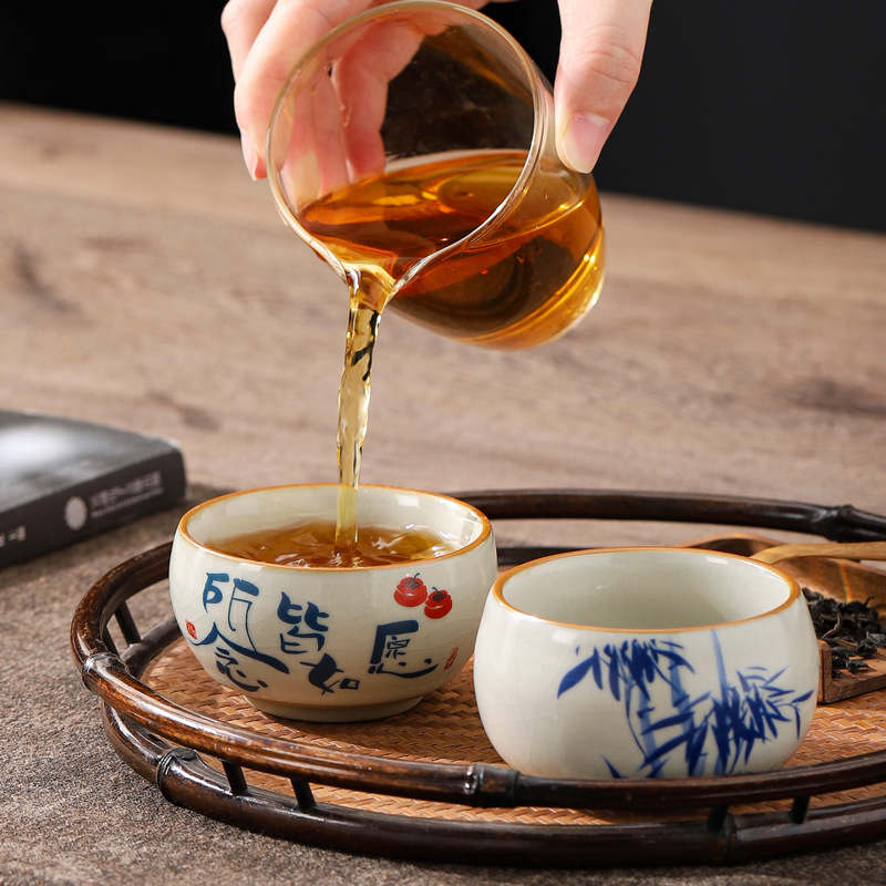 Cốc trà Ru Kiln cốc chủ nhân gốm sứ cốc pha trà gia dụng văn phòng cốc trà màu xanh và trắng cổ điển bộ trà Kung Fu cốc đơn