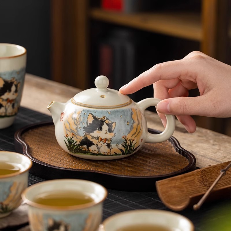 Bộ ấm trà gốm sứ Ru lò dễ thương bộ ấm trà công phu sáu chén cao cấp phòng khách gia dụng