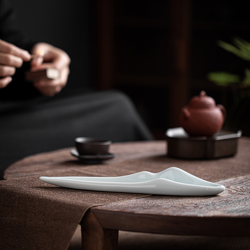 Nhà cắm hương Guanshan, ghế cắm hương bằng sứ, bàn trà, bàn trà, bàn thờ Phật, khay trầm hương đàn hương