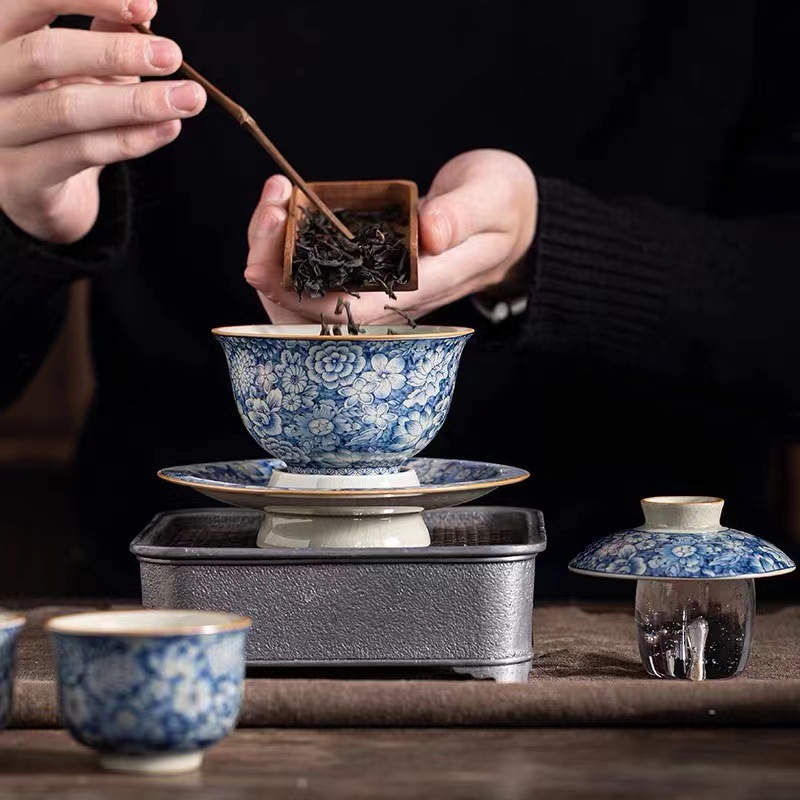Bát có mũ xanh và trắng Jingdezhen bát có nắp Ba tài cao cấp cốc trà gốm sứ gia dụng Đơn Lớn Bát pha trà
