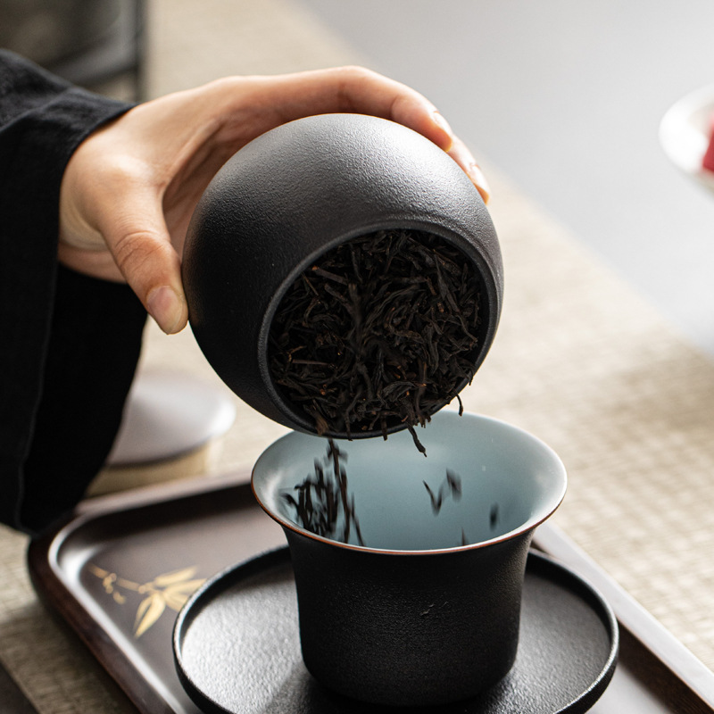 Bình đựng trà cầm tay Bình đựng đồ cỡ nhỏ gốm sứ gia dụng Bình đựng đồ mini du lịch sáng tạo bình kín chống ẩm