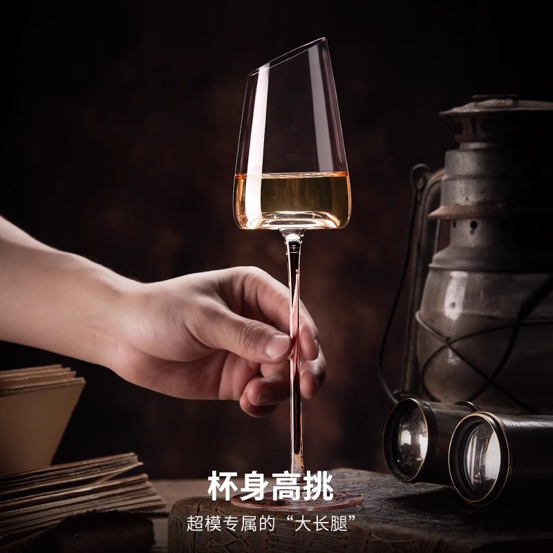Bộ ly sâm panh pha lê giá trị cao ly rượu sủi bọt cá tính ly đôi ly cưới ly pha lê gia dụng sang trọng nhẹ