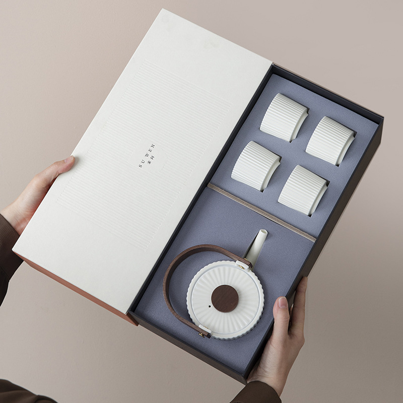 Bộ dụng cụ pha trà Kung Fu đơn giản sang trọng nhẹ nhàng gia dụng ấm chén trà bộ nhỏ pha trà văn phòng tiếp khách gốm sứ