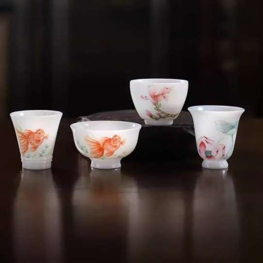 Cốc chủ nhân vẽ tay loại băng giá trị cao Bộ trà cao cấp sứ trắng Dehua cốc đơn cốc quà tặng chủ nhân cốc chuyên dụng cá nhân