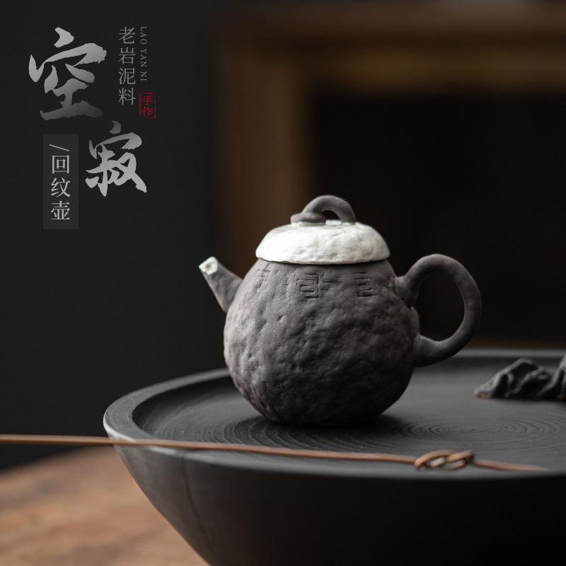 Ấm trà làm bằng tay phong cách cổ điển bằng bạc