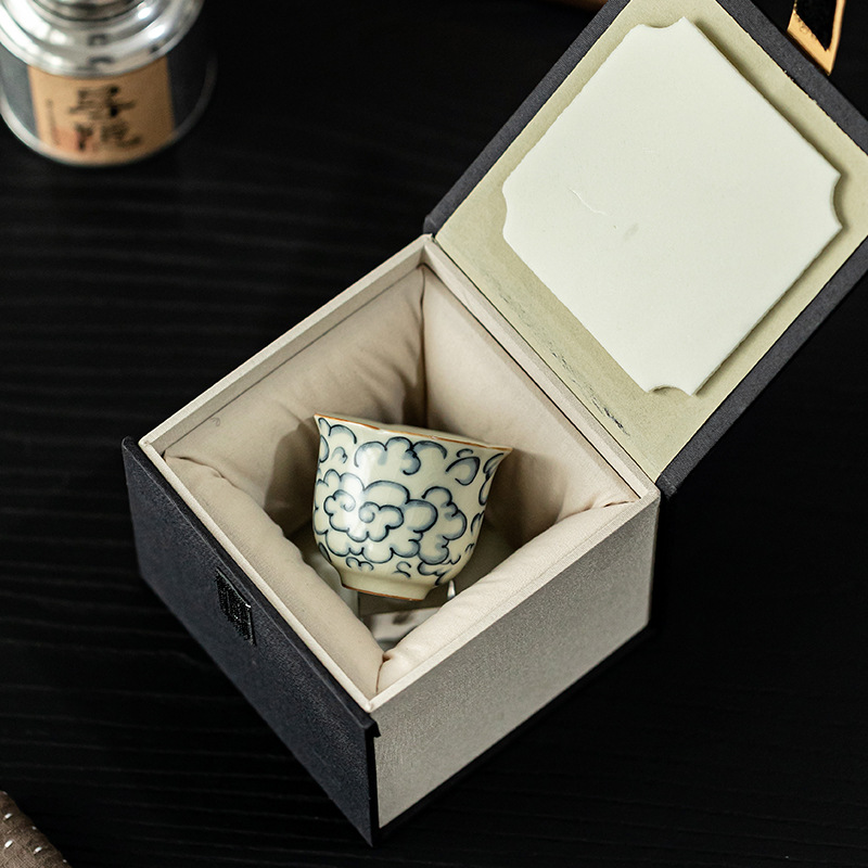 Cốc trà gốm sứ Ru Kiln kiểu Trung Quốc cốc miệng hoa Xiangyun cốc cá nhân gia dụng cốc trà nhỏ cốc uống trà có thể mở lát