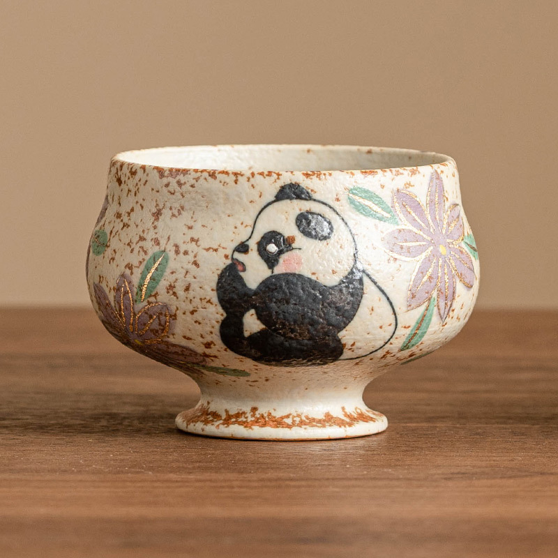 Màu xanh và trắng, đá lửa đỏ, cốc chủ nhân cao cấp, vẽ tay gấu trúc, hoa cúc, chân cao, cốc La Hán, cốc trà, cốc trà, cốc đơn