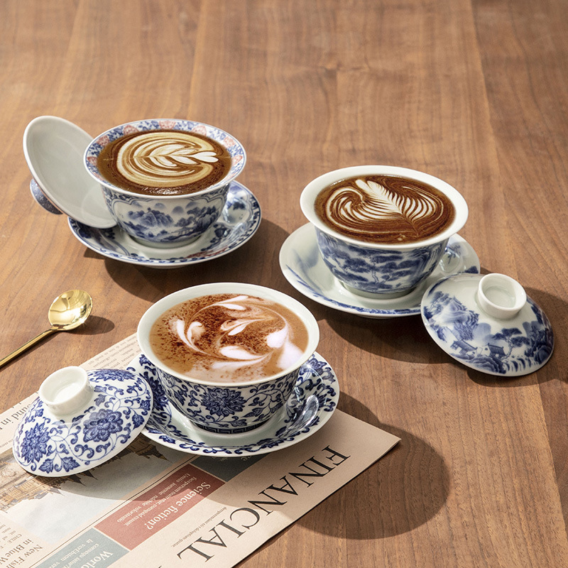 Cốc trà có nắp đậy ba tài năng Jingdezhen Bát trà đơn Bộ trà sứ trắng xanh Bộ trà sứ Kung Fu gốm sứ Bát trà