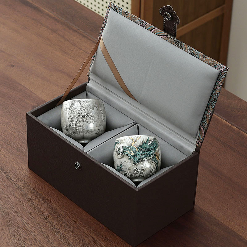 Bảo tàng Cung điện Văn hóa và Sáng tạo Chén chủ bằng bạc Chén trà gốm sứ Cặp đôi cao cấp Hộp quà tặng cho người lớn tuổi Quà tặng người nước ngoài