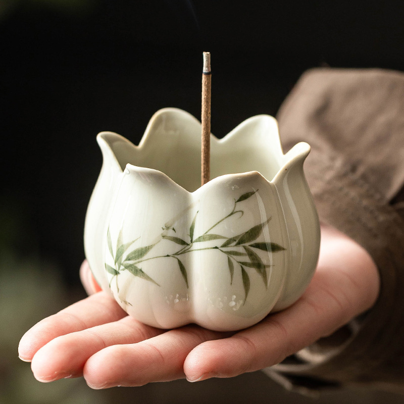 Vẽ tay màu xanh ngọc lục bảo măng tây nở hương lư hương ghế cắm hương hương dây hương hương vị đồ trang trí nhỏ phụ kiện trà đạo gốm sứ