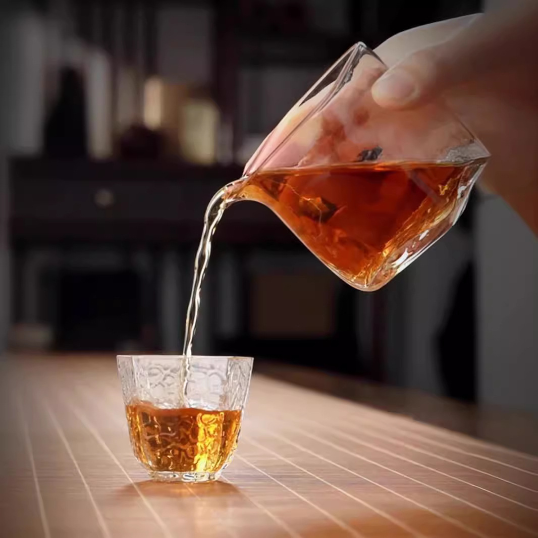 Cốc công bằng thủy tinh chịu nhiệt mẫu mới bộ tách trà chịu nhiệt dày dặn bộ trà kungfu sáng tạo kiểu Trung Quốc cao cấp gia dụng