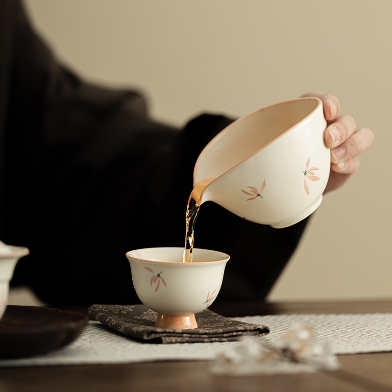 Chuông gió hoa lan, cốc phẳng thuyền, phụ kiện bộ trà kungfu gia dụng, cốc bằng gốm vẽ tay, dụng cụ chia trà, tách trà, cốc Haiyun