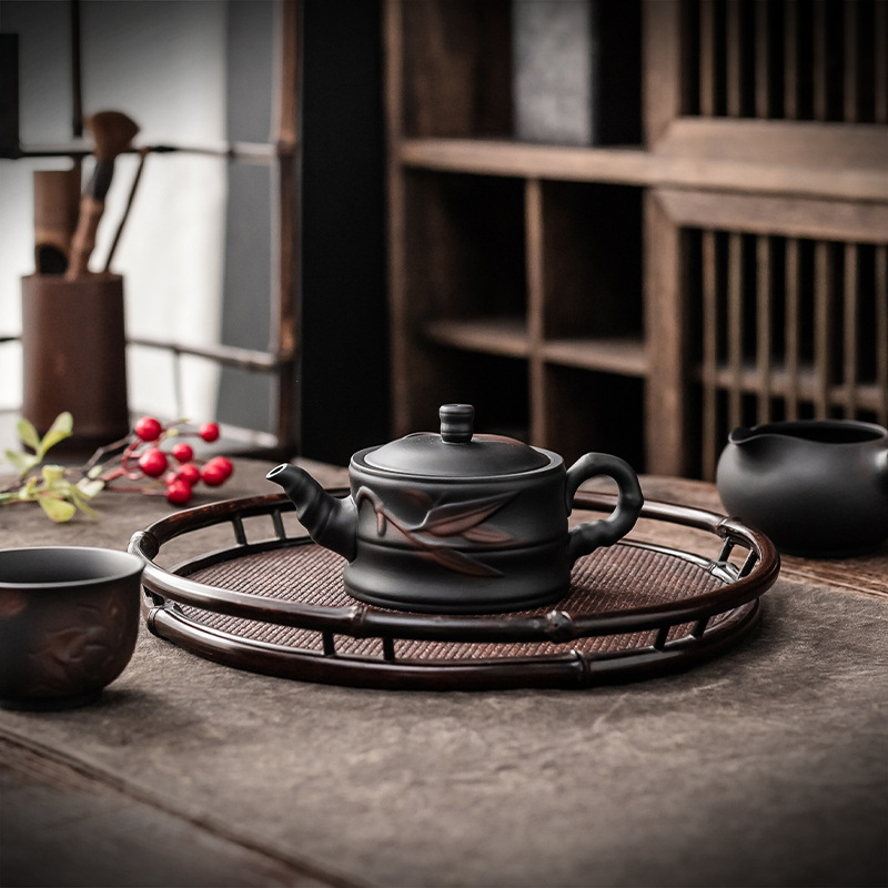 Ấm trà Gốm Tím ấm đơn chạm nổi đất sét tím pha trà thủ công tinh khiết Jianshui ấm trà đất sét Tím ấm Xi Shi dụng cụ trà Kung Fu ấm cầm tay