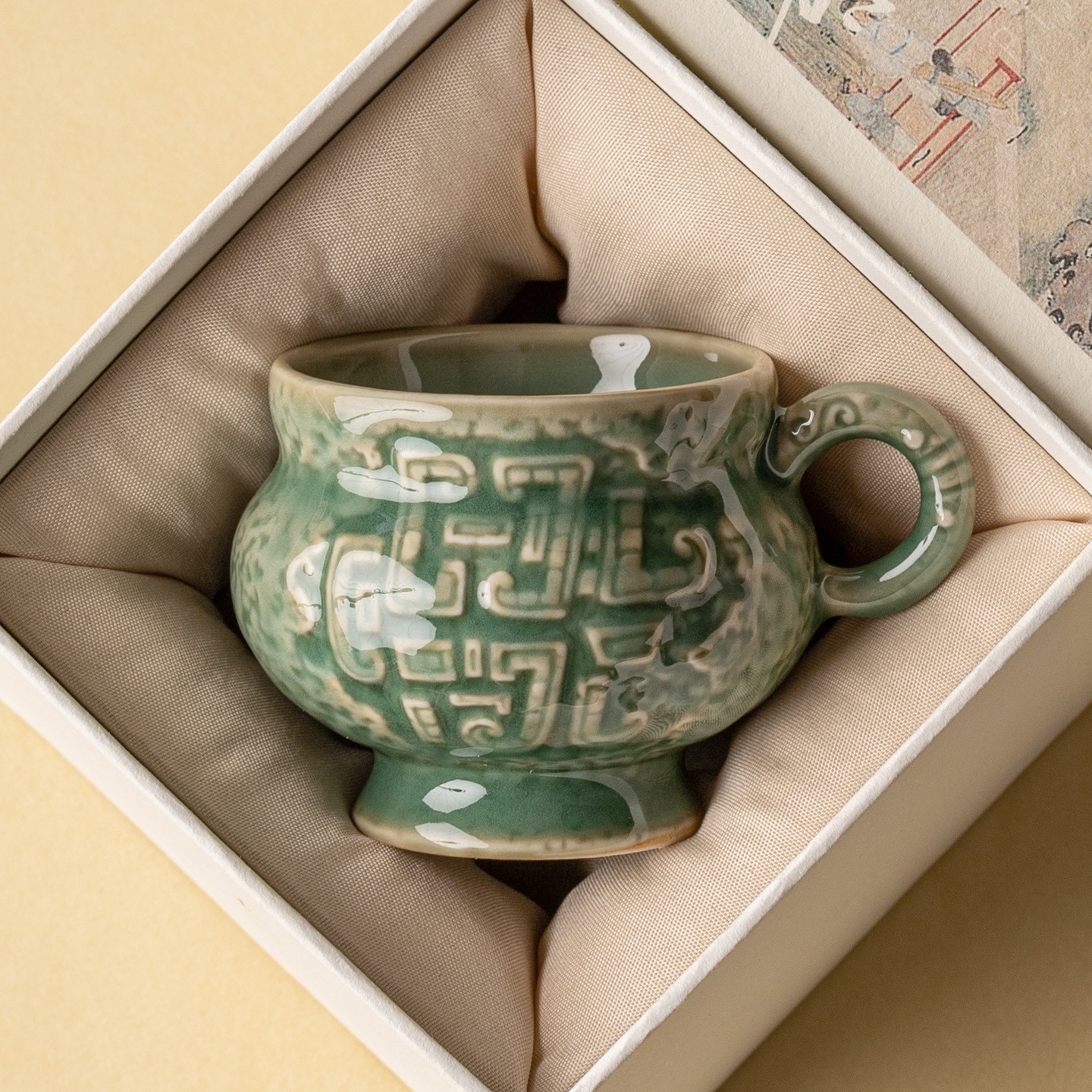 Nhà máy Yue Kiln Bộ trà men ngọc Thanh vần tròn bụng uống trà nhỏ tách trà cao cấp chủ nhân sáng tạo cốc trà đơn