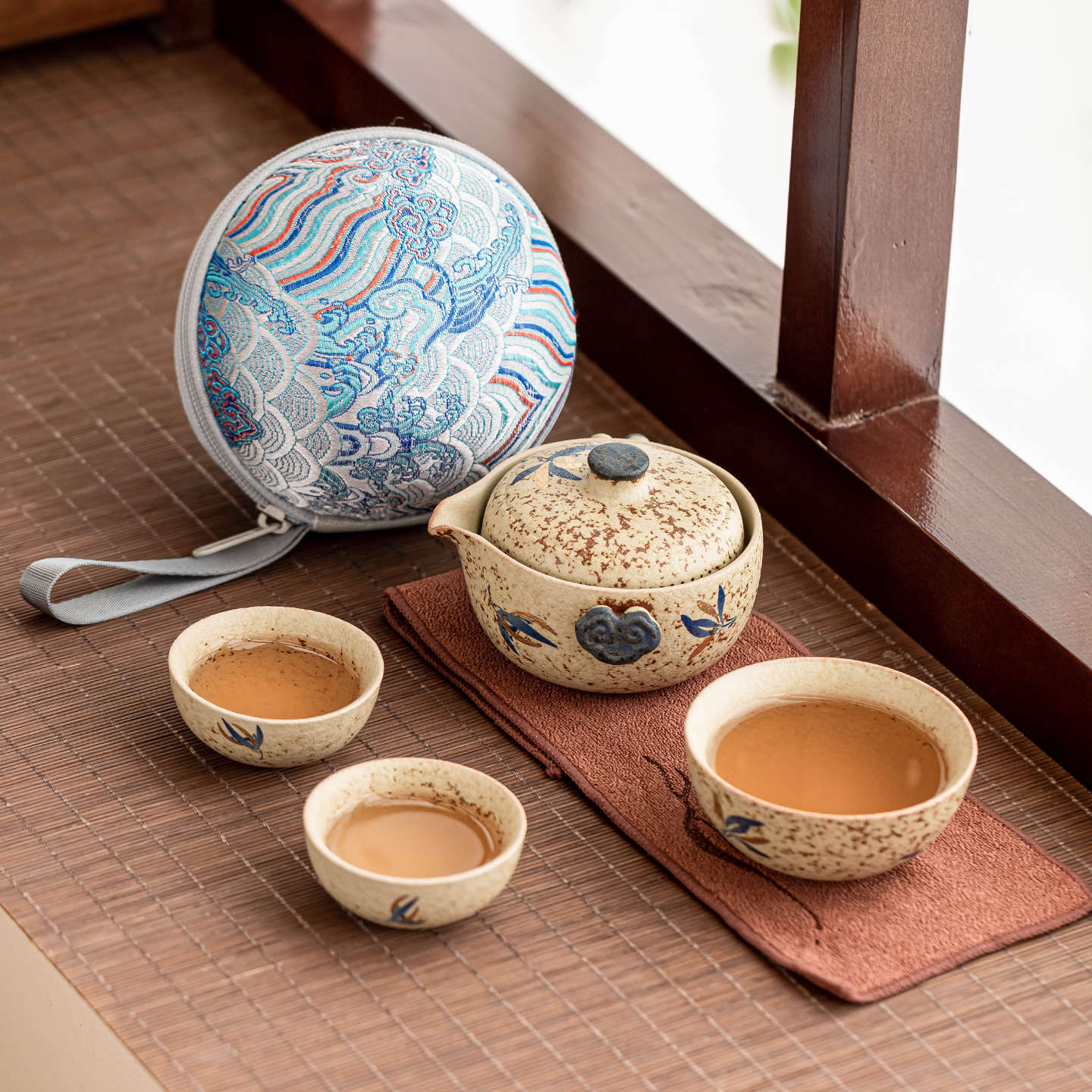 Bộ trà du lịch đá lửa trắng xanh, cốc khách nhanh gốm sứ Ruyi, thiết bị uống trà cắm trại ngoài trời, bộ trà uống cho một người