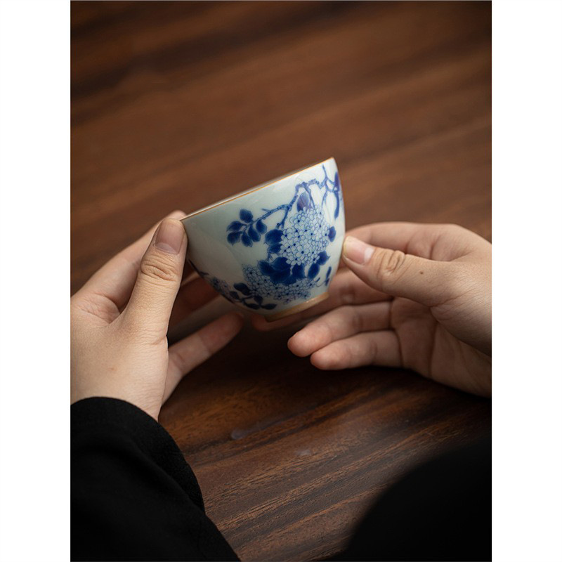 Cốc trà gốm sứ trắng xanh kiểu Trung Quốc cốc trà cao cấp cá nhân đơn gia dụng dụng cụ trà Kung Fu cốc trà đơn bán buôn