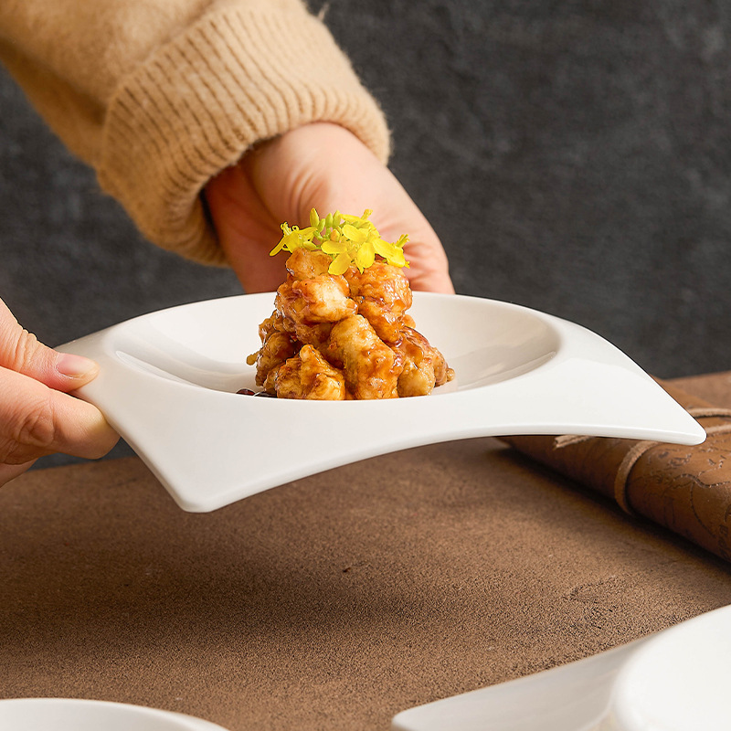 Đĩa gốm, món ăn cao cấp, món ăn nghệ thuật, đĩa canh đậm đặc sáng tạo, đĩa gia dụng, đĩa ăn cao cấp nhà hàng khách sạn, đĩa tròn bên trong