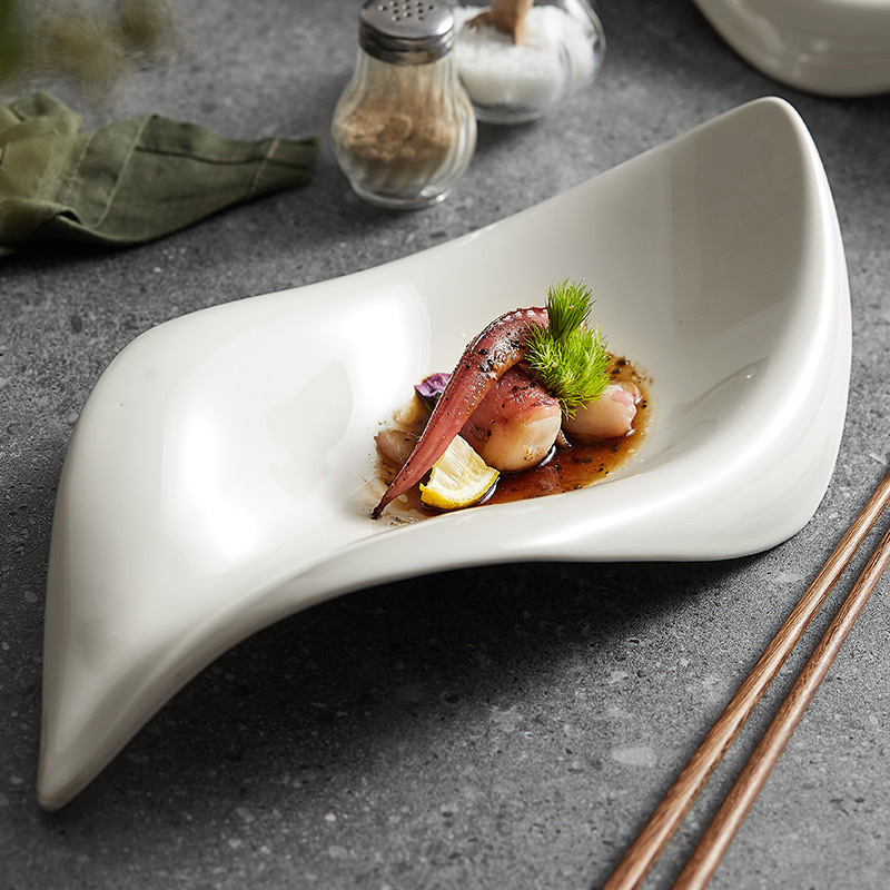 Bộ đồ ăn đặc biệt không đều, đĩa sứ hình chiếc lá, đĩa salad, đĩa sashimi cao cấp, đĩa ý tưởng nghệ thuật, đĩa món ăn lạnh
