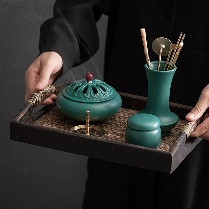 Con công màu Xanh Lá cây hương con dấu chín món đồ dùng gia vị gốm sứ màu xanh lá cây thủ công hương thơm thìa hương xúc tro ép