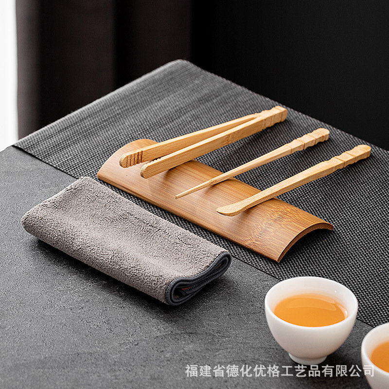 Bộ ba món trà đạo bằng tre, Bộ trà kim, thìa trà, Bộ trà sen làm bằng tay, Bộ sáu quý ông, Khăn trà thấm nước