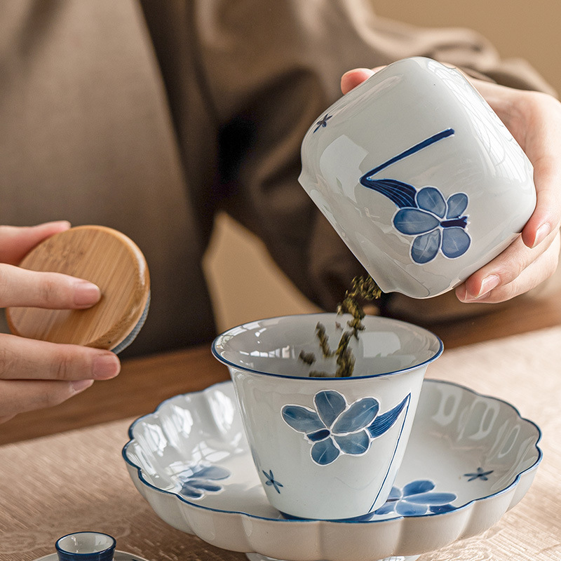 Lọ trà gốm sứ chạm nổi vẽ tay, bình rỗng cầm tay, bình đựng trà, bình kín, bình chống ẩm, bình đựng trà