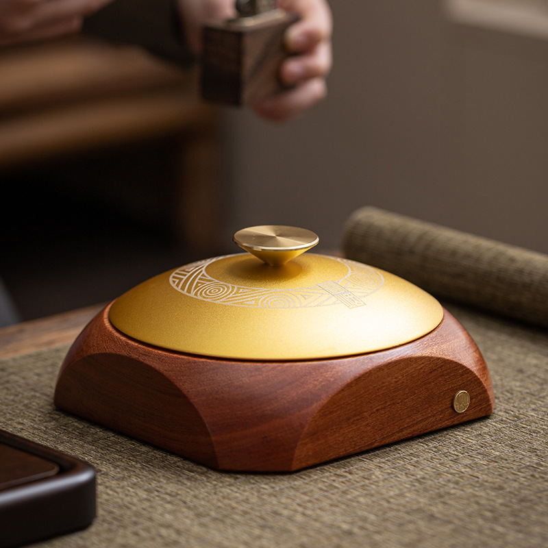 Gạt tàn gỗ nguyên khối gỗ cẩm lai phòng khách gia dụng cảm giác cao cấp văn phòng có nắp chống bay màu xám mới kiểu Trung Quốc sáng tạo nhẹ nhàng sang trọng