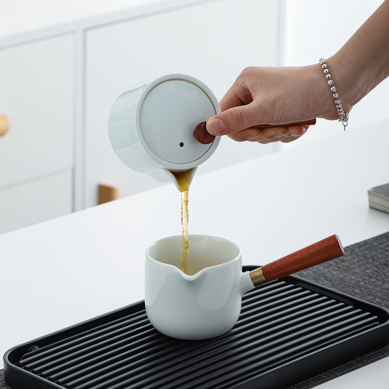 Gốm Sứ Cầm tay ngoài trời bên hông Bộ trà du lịch công ty đồng hành Quà Tặng bán buôn logo