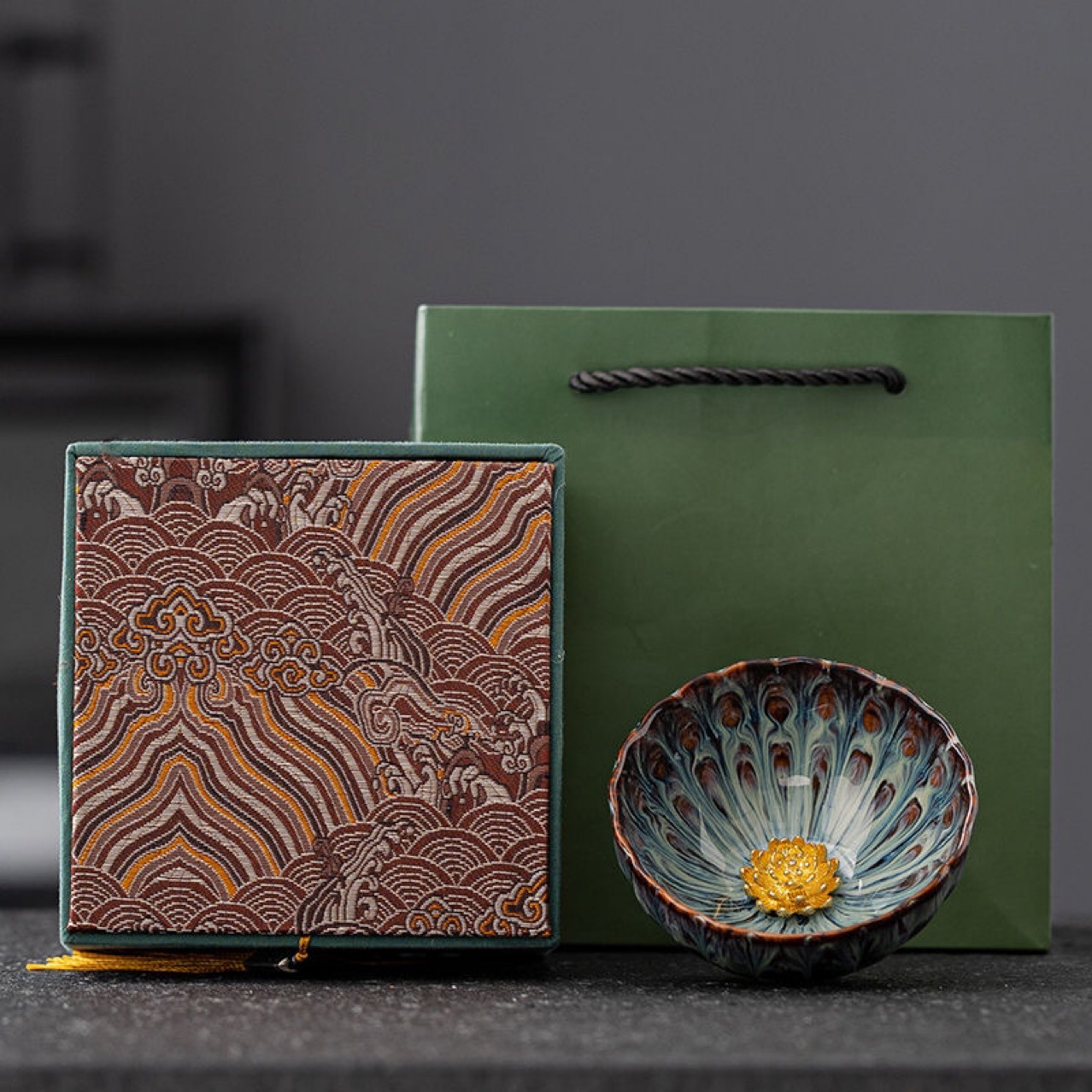 Cốc chủ lò dát vàng, cốc đơn, cốc đôi, cốc trà, cốc trà gốm sứ, cốc trà Kung Fu, quà tặng, trà, quà tặng phong cách Trung Quốc