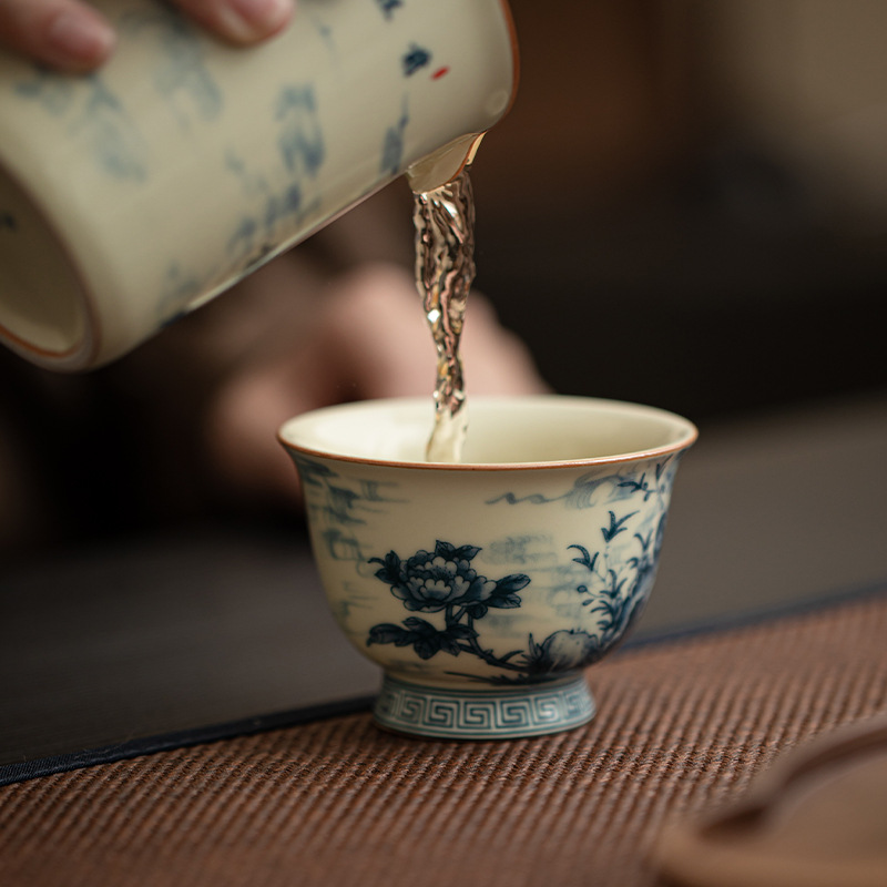 Cốc chân cao cốc uống trà cốc cá nhân cốc gốm sứ cốc đơn cốc gia dụng cốc trà hộp quà