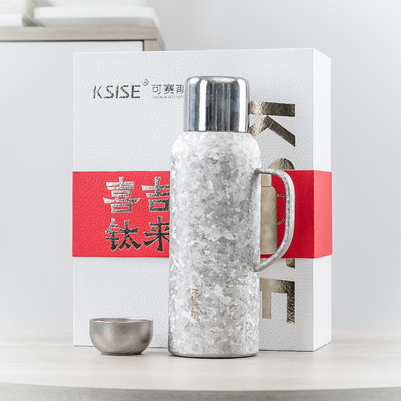 Cốc titan dung tích lớn thể thao ngoài trời cao cấp ấm pha trà titan nguyên chất có tay cầm cách nhiệt hai lớp