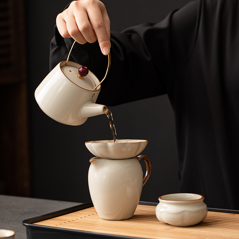 Ấm trà gốm sứ cổ điển kiểu Trung Quốc ấm trà ấm trà ấm trà ấm trà ấm trà một ấm trà công phu ấm trà