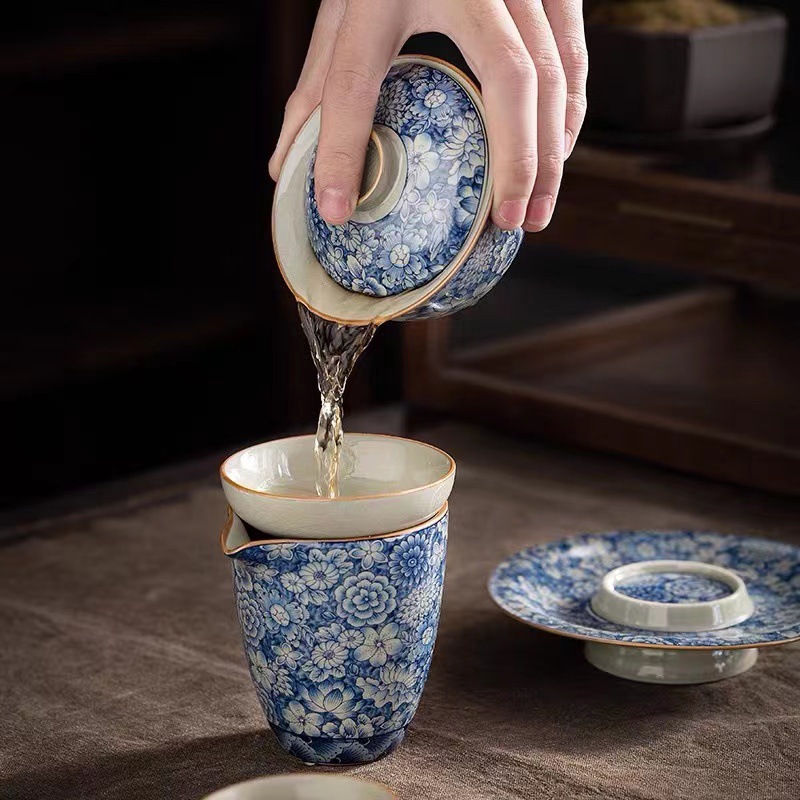 Bát có mũ xanh và trắng Jingdezhen bát có nắp Ba tài cao cấp cốc trà gốm sứ gia dụng Đơn Lớn Bát pha trà