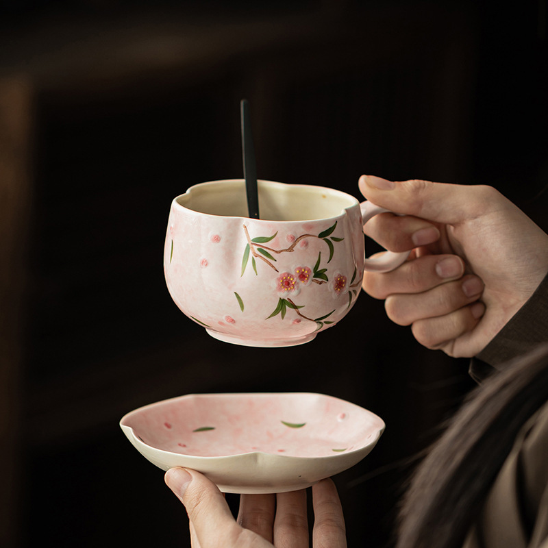 Bộ cốc và đĩa cà phê hoa đào vẽ tay cốc gốm sứ gia dụng cốc uống trà chiều đặc biệt dành cho cô gái văn phòng