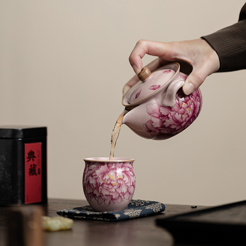 Ấm cầm tay hoa mẫu đơn Ru Kiln màu hồng ấm pha trà bộ trà Kung Fu đơn dụng cụ pha trà chống bỏng gốm sứ gia dụng hộp quà