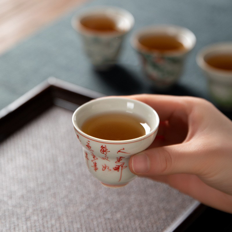 Cốc trà nam nữ vẽ tay màu men cốc đơn gốm sứ gia dụng cốc đơn cỡ nhỏ cốc trà giá trị cao