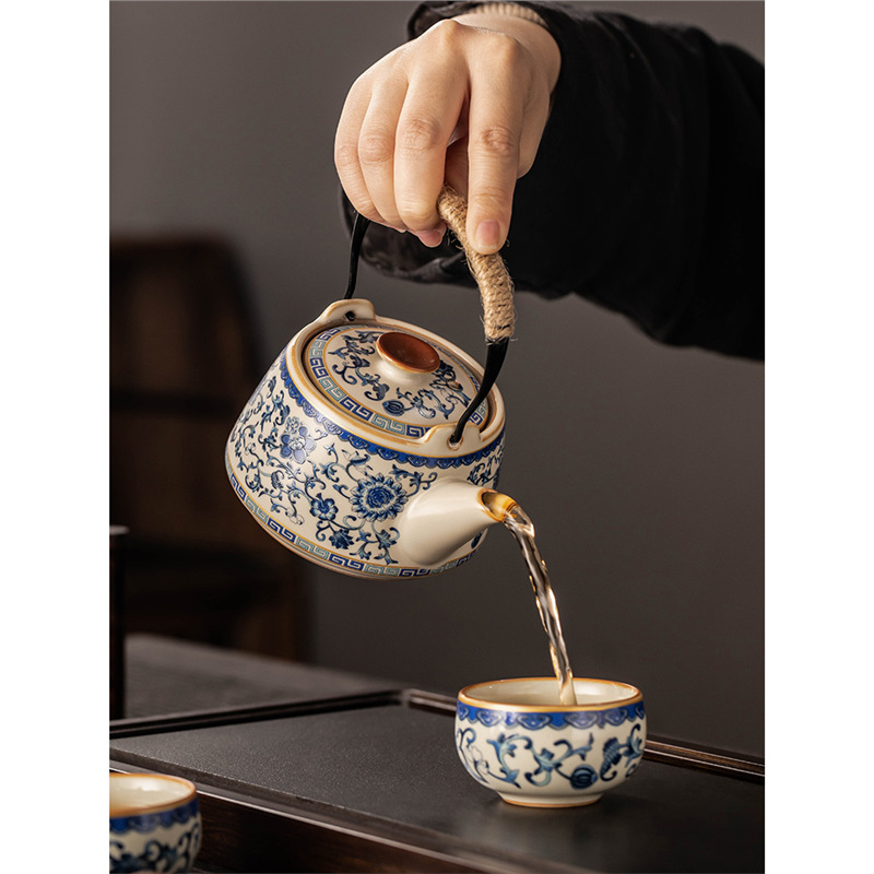 Ấm pha trà Kung Fu gốm sứ cổ điển màu be xanh và trắng ấm trà văn phòng bộ bán buôn