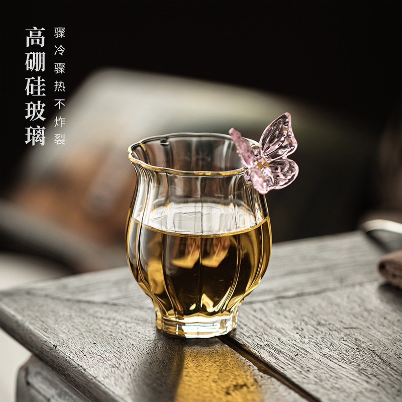 Bộ ấm trà cốc trà thủy tinh borosilicate hoa hồng cốc chủ nhân trong suốt chịu nhiệt văn phòng gia dụng bộ trà kungfu nữ