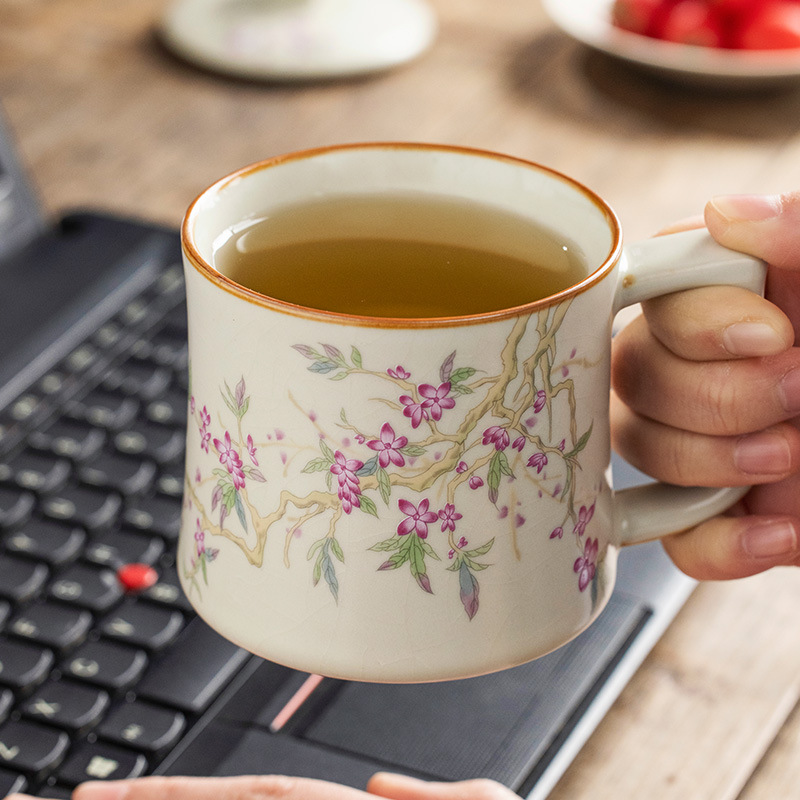 Cốc pha trà bột cành đào Ruyao cốc sứ cốc văn phòng chuyên dụng cá nhân cốc nước có nắp