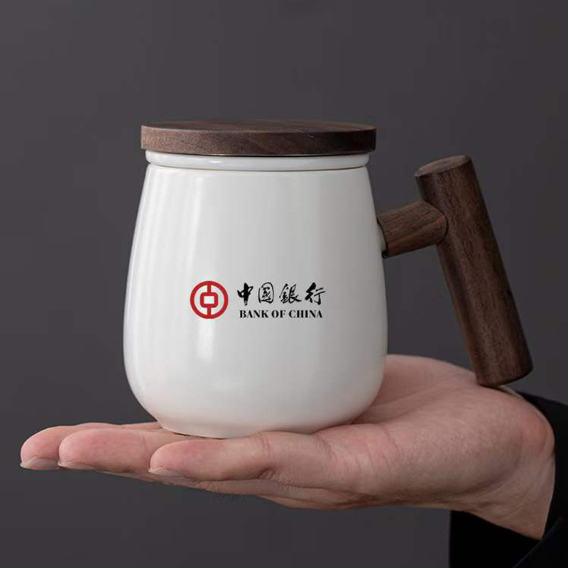Cốc văn phòng sứ trắng Công ty họp kinh doanh Cốc pha trà gốm sứ quà tặng thiết thực có thể đặt logo