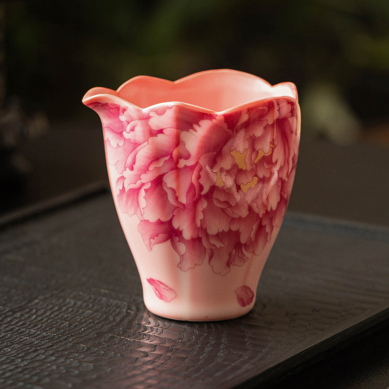 Cốc công cộng hồng Ru màu đỏ quốc sắc thiên hương hoa mẫu đơn trà đạo công cốc chia trà dụng cụ pha trà gia dụng không nóng tay bộ trà kungfu