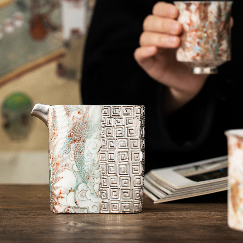 Chén vuông vàng mạ bạc, quà tặng cao cấp cho khách hàng lớn tuổi và bạn bè, quà tặng sinh nhật