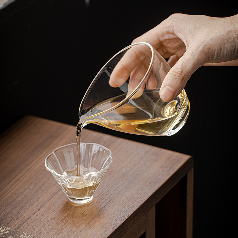 Bán buôn cốc giọt nước không do Nhật Bản cốc thủy tinh chịu nhiệt thủ công cốc đồng nhất Bộ trà Kung Fu cốc dày Biển Trà