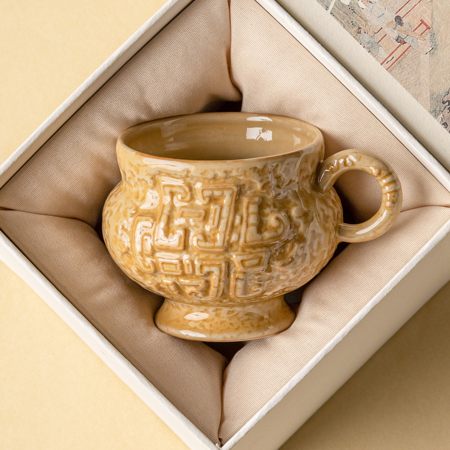 Tách trà men ngọc Yue Kiln làm sẵn, tách trà bụng tròn màu vàng, tách trà gốm sứ cổ điển, tách đơn dùng cho Kung Fu tại nhà.