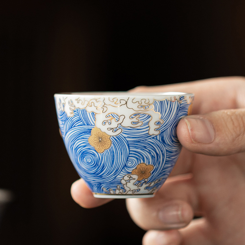 Hình ảnh bầu trời sao mạ bạc, cốc khách du lịch, cắm trại ngoài trời, một ấm ba cốc, bộ trà Kung Fu gốm sứ đơn giản